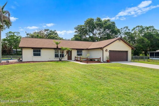 206 Ritter Avenue NE, Palm Bay, FL 32907
