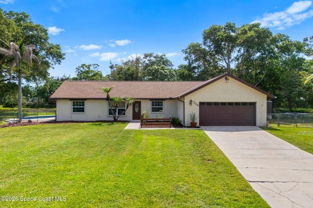 206 Ritter Avenue NE, Palm Bay, FL 32907