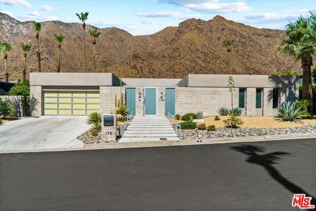 1175 Los Robles Drive, Palm Springs, CA 92262