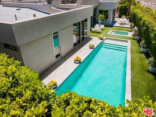 1175 Los Robles Drive, Palm Springs, CA 92262