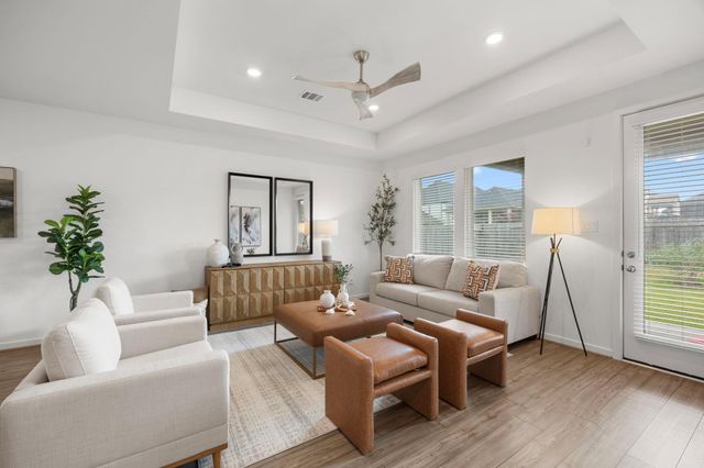 2195 Clements Shore Lane, La Porte, TX 77571