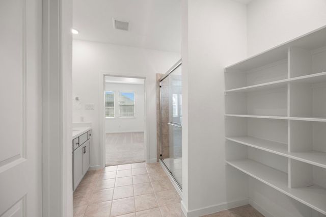 2195 Clements Shore Lane, La Porte, TX 77571