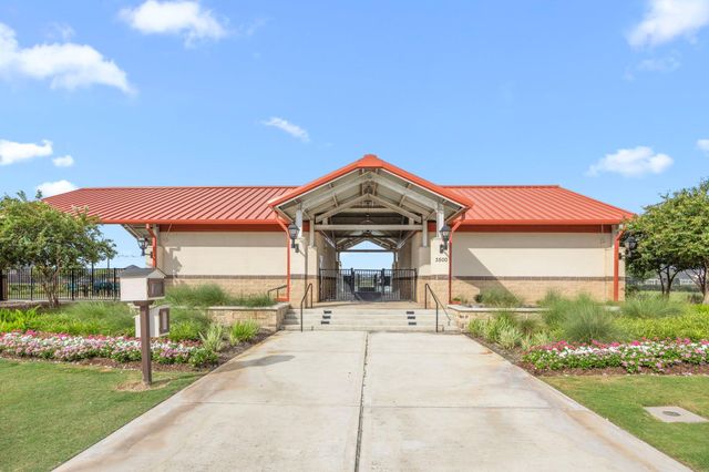 2195 Clements Shore Lane, La Porte, TX 77571