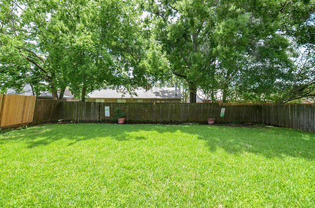 10418 Sagestar Lane, Houston, TX 77089