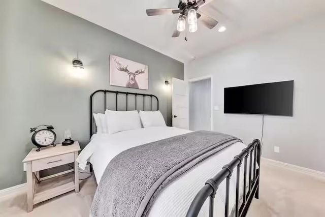 3300 Constitution DR, Lago Vista, TX 78645