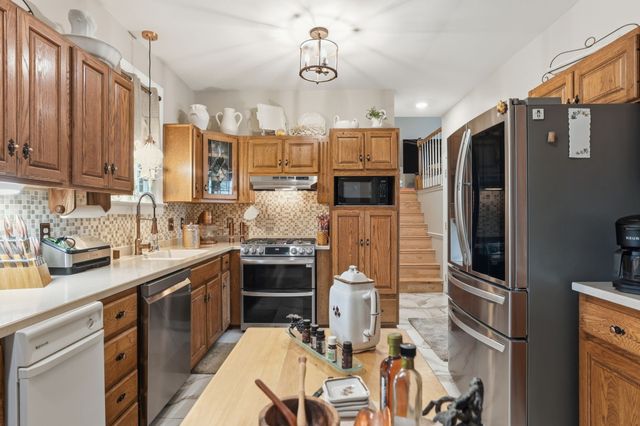 201 Buchanan Cir, Hendersonville, TN 37075