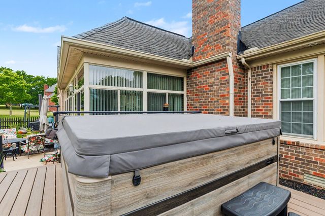 201 Buchanan Cir, Hendersonville, TN 37075