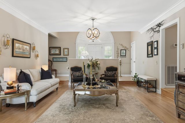 201 Buchanan Cir, Hendersonville, TN 37075