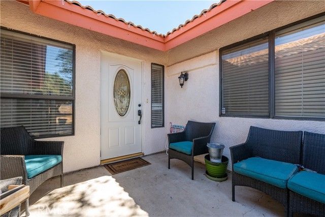 18146 Orange, Hesperia, CA 92345