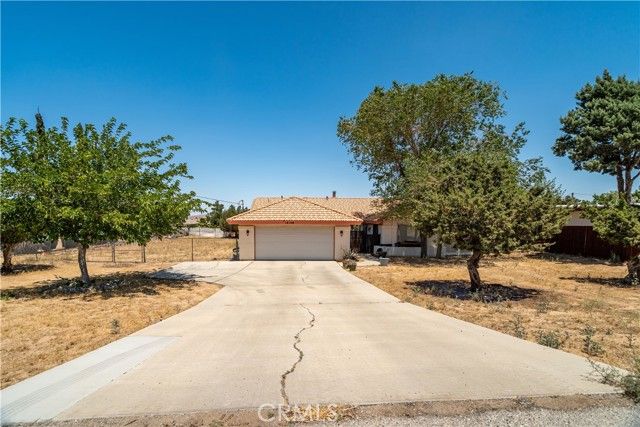 18146 Orange, Hesperia, CA 92345