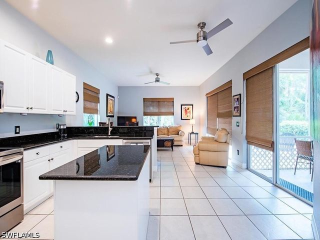 5013 Fairhaven LN, Naples, FL 34109