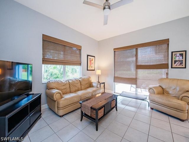 5013 Fairhaven LN, Naples, FL 34109