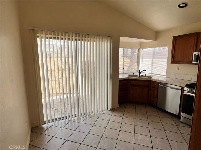 26104 Dracaea, Moreno Valley, CA 92555