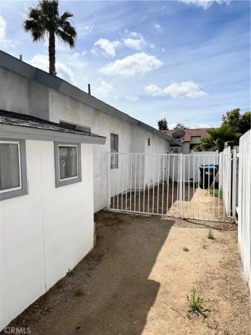26104 Dracaea, Moreno Valley, CA 92555