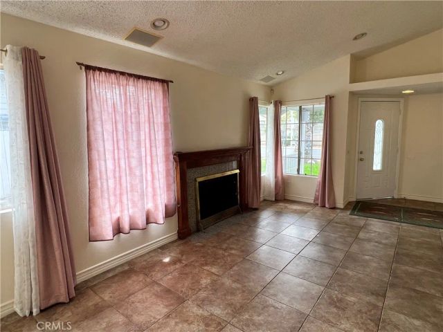 26104 Dracaea, Moreno Valley, CA 92555