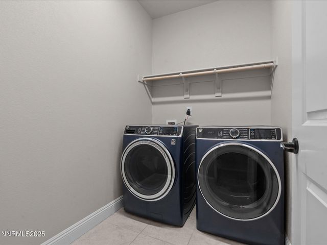 110 Finney Street, Dayton, NV 89403