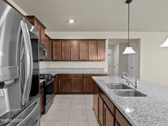 110 Finney Street, Dayton, NV 89403