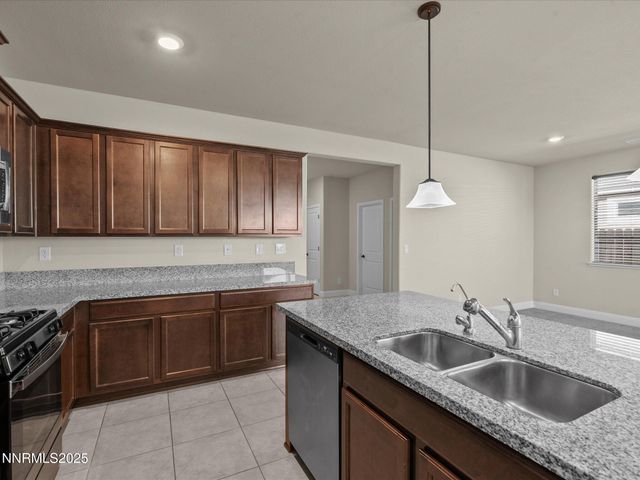 110 Finney Street, Dayton, NV 89403