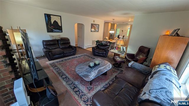 540 Hamburg Turnpike, West Milford, NJ 07480