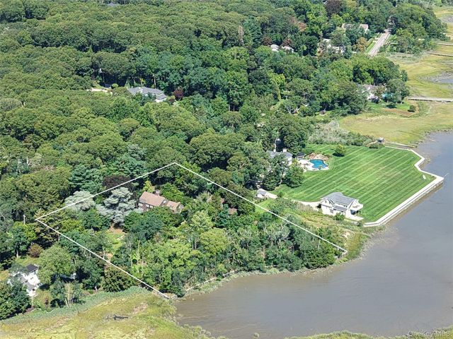 75 Old Field Road, East Setauket, NY 11733