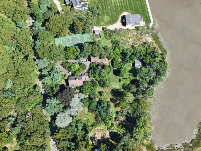75 Old Field Road, East Setauket, NY 11733