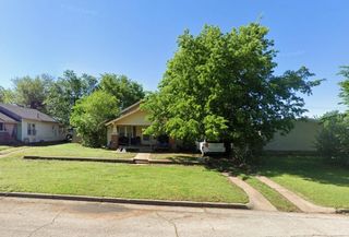 709 E Vilas Avenue, Guthrie, OK 73044