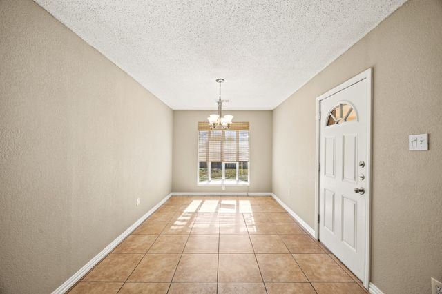 7258 Brentwood Stair Road, Fort Worth, TX 76112