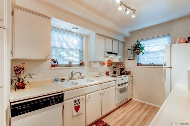 3855 S Monaco Street Parkway 172, Denver, CO 80237
