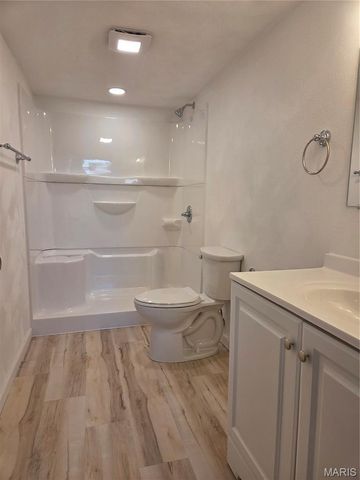 2932 Godfrey Street, Belleville, IL 62226