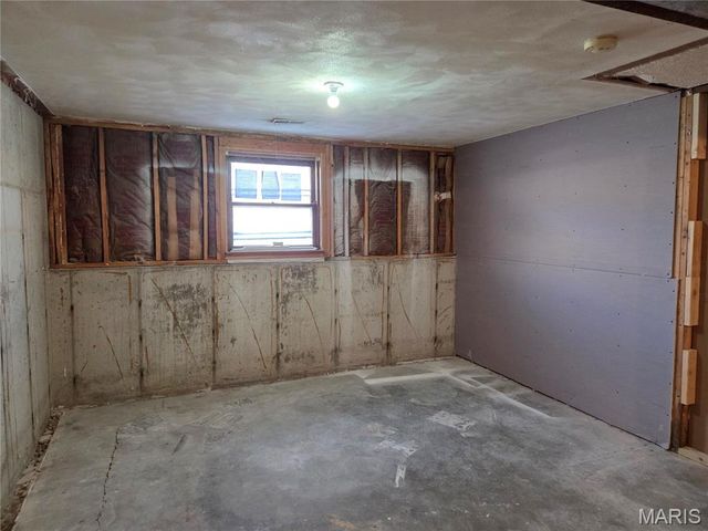 2932 Godfrey Street, Belleville, IL 62226