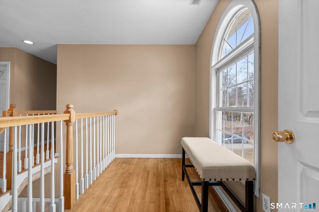 16 Larkey Road, Oxford, CT 06478