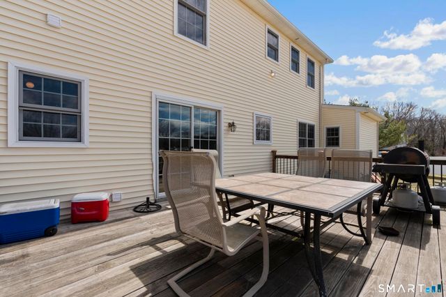 16 Larkey Road, Oxford, CT 06478