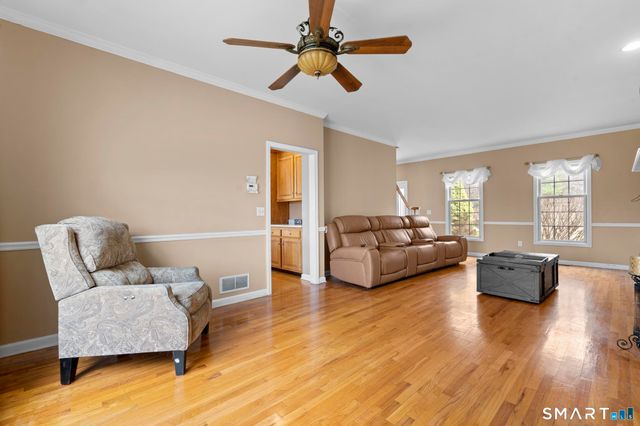 16 Larkey Road, Oxford, CT 06478