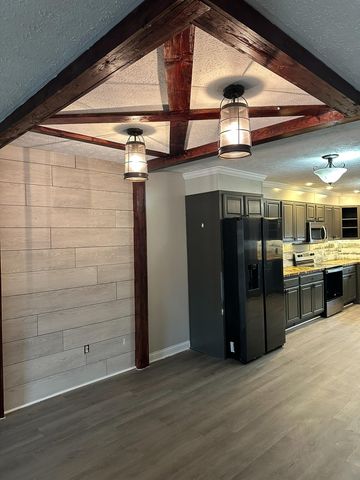 520 Pinoak Drive, Nicholasville, KY 40356