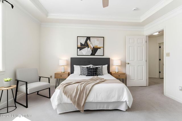 4653 Shenandoah Dr, Louisville, KY 40241