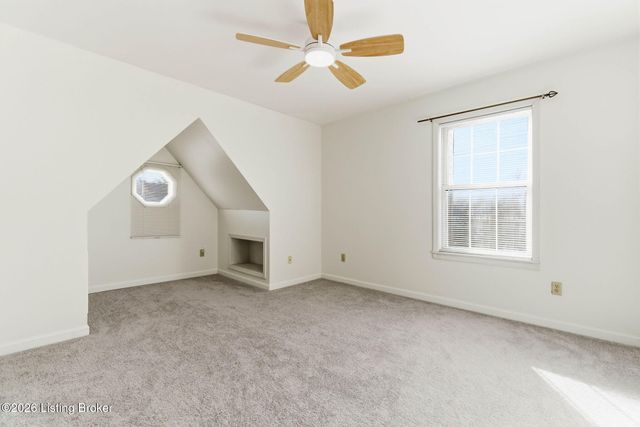 4653 Shenandoah Dr, Louisville, KY 40241