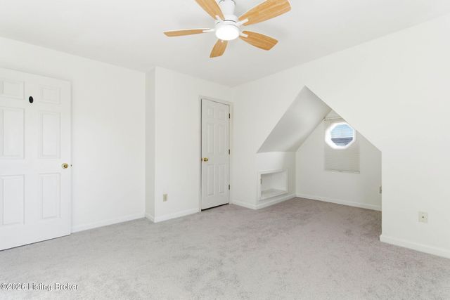 4653 Shenandoah Dr, Louisville, KY 40241