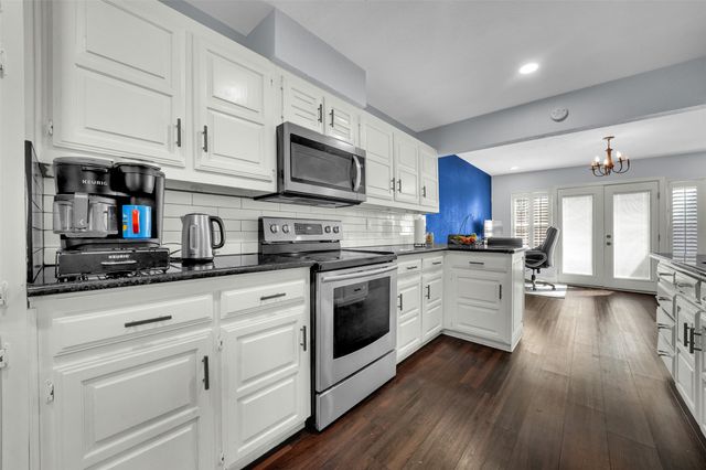 9612 Park Highlands Drive, Dallas, TX 75238