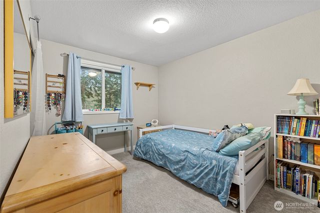 1991 Karen Road, Oak Harbor, WA 98277