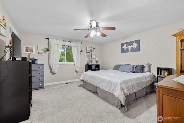 1991 Karen Road, Oak Harbor, WA 98277