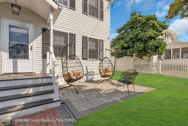 373 W Park Avenue, Oakhurst, NJ 07755