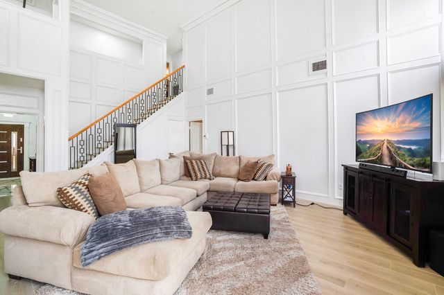 15311 Dawnbrook Drive, Houston, TX 77068