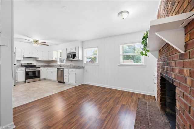 850 Minorcas Road, Winston-salem, NC 27106