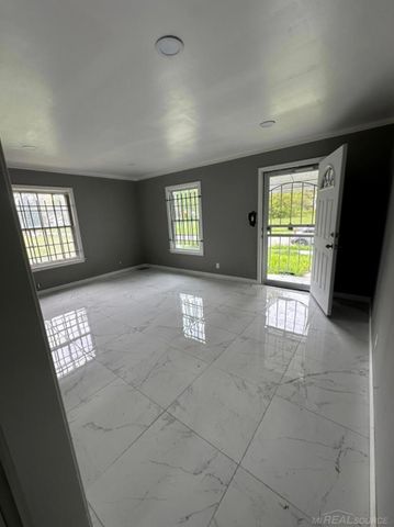 20300 Bloom Street, Detroit, MI 48234