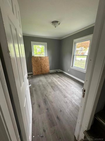 20300 Bloom Street, Detroit, MI 48234