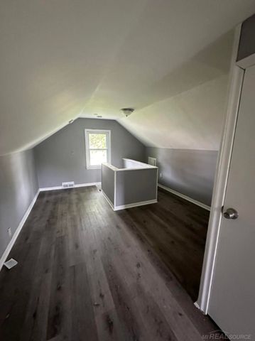 20300 Bloom Street, Detroit, MI 48234