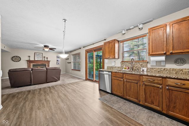 515 Buffalo Run Drive, Indianapolis, IN 46227