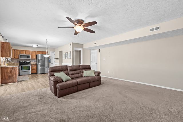 515 Buffalo Run Drive, Indianapolis, IN 46227