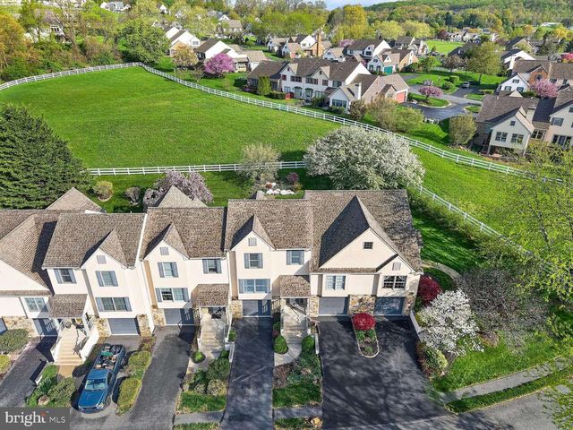 126 STEEPLECHASE DR, Elverson, PA 19520