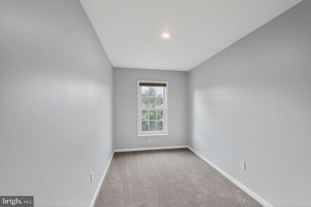 126 STEEPLECHASE DR, Elverson, PA 19520
